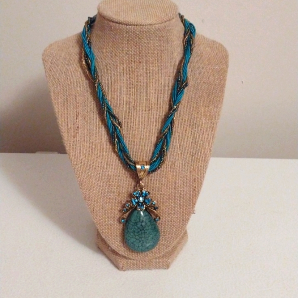 Blue Bohemian metallic water pendant w/blue gems & sead bead rope necklace